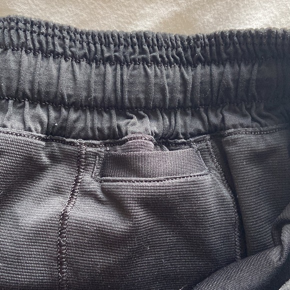 Lululemon Hotty Hot Short - Picture 5 of 6